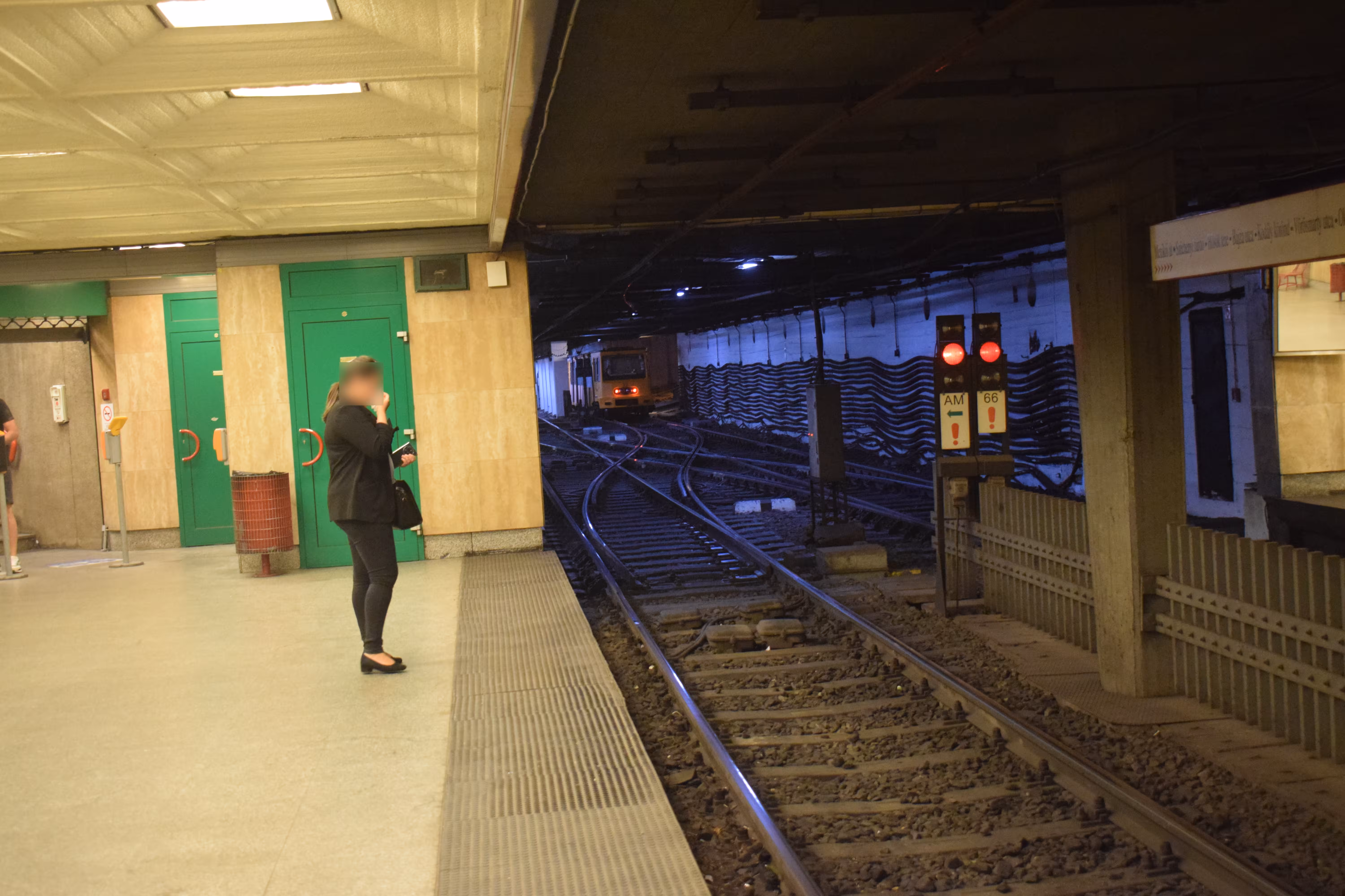 M1 line station and tracks.