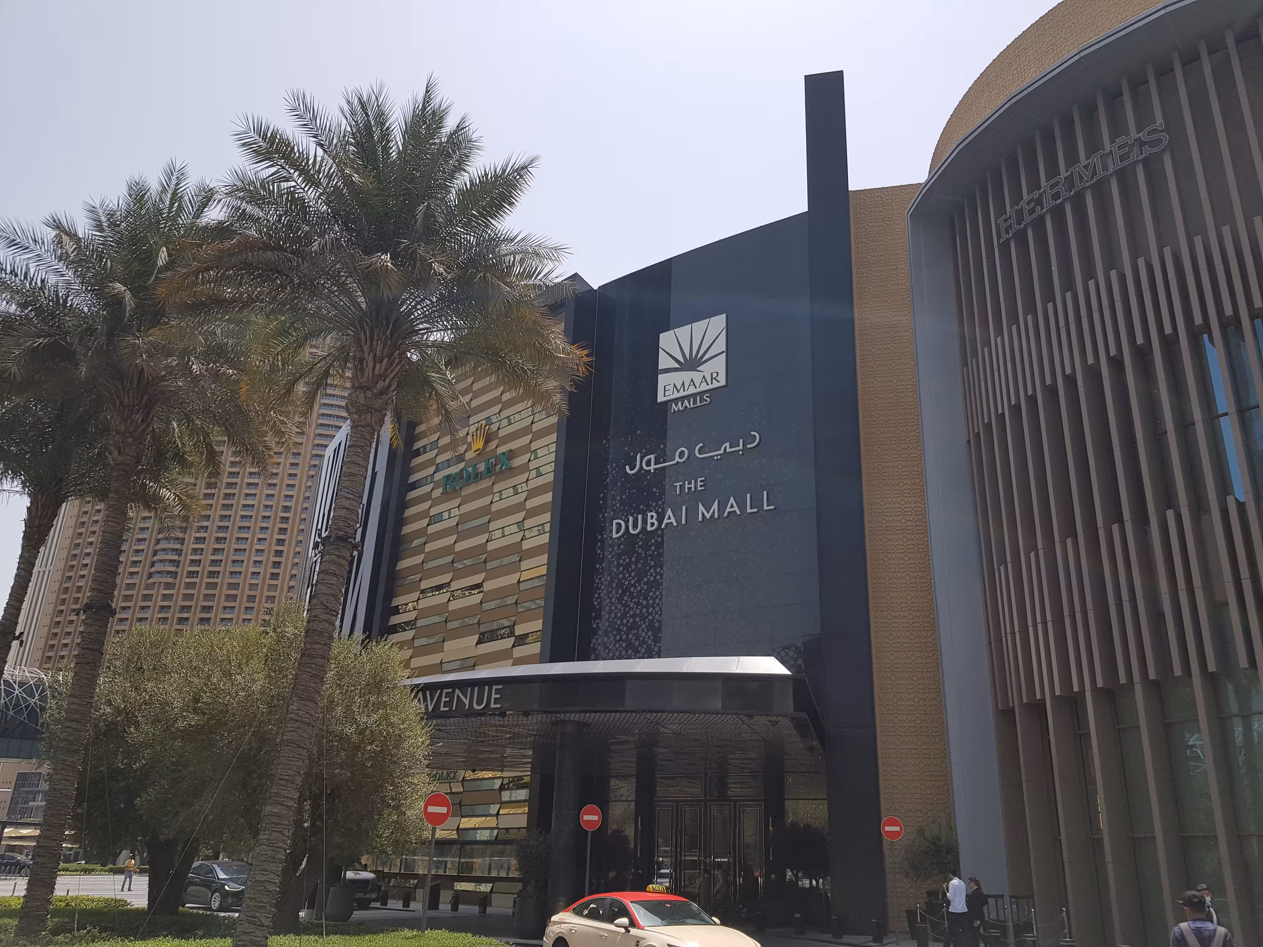 A building is shown with Dubai Mall written on it