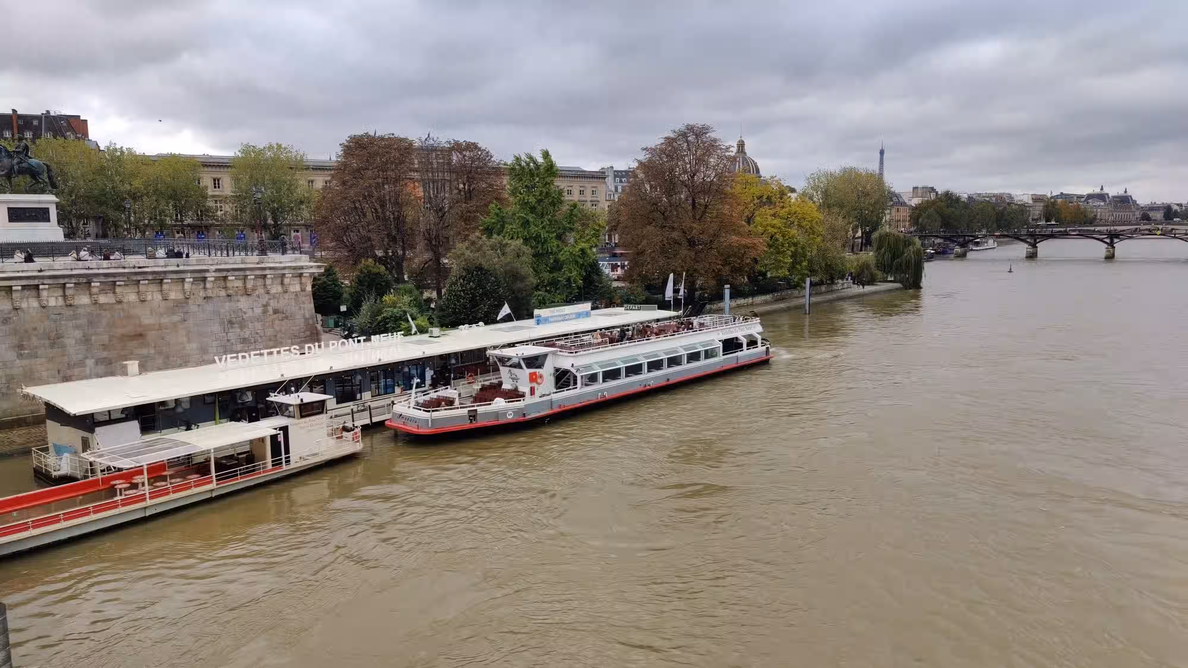 A view of the Seine river