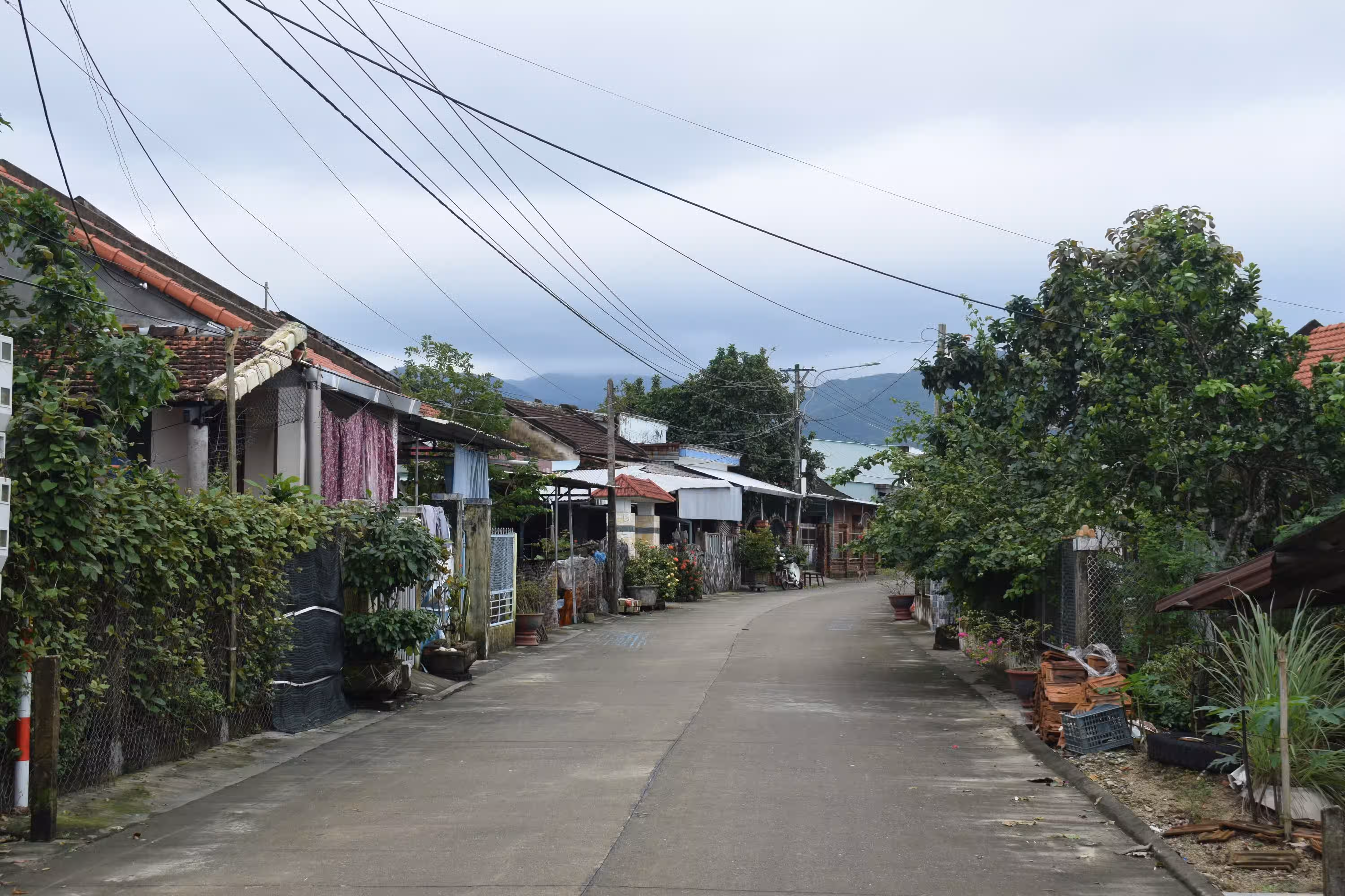 A picture of Tra Kieu area near the train station we got down at. Photo by Ravi Dwivedi, released under CC-BY-SA 4.0.